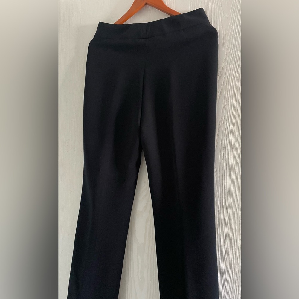 Tahari Black Straight Leg Pants Versatile Elegance - Picture 4 of 7